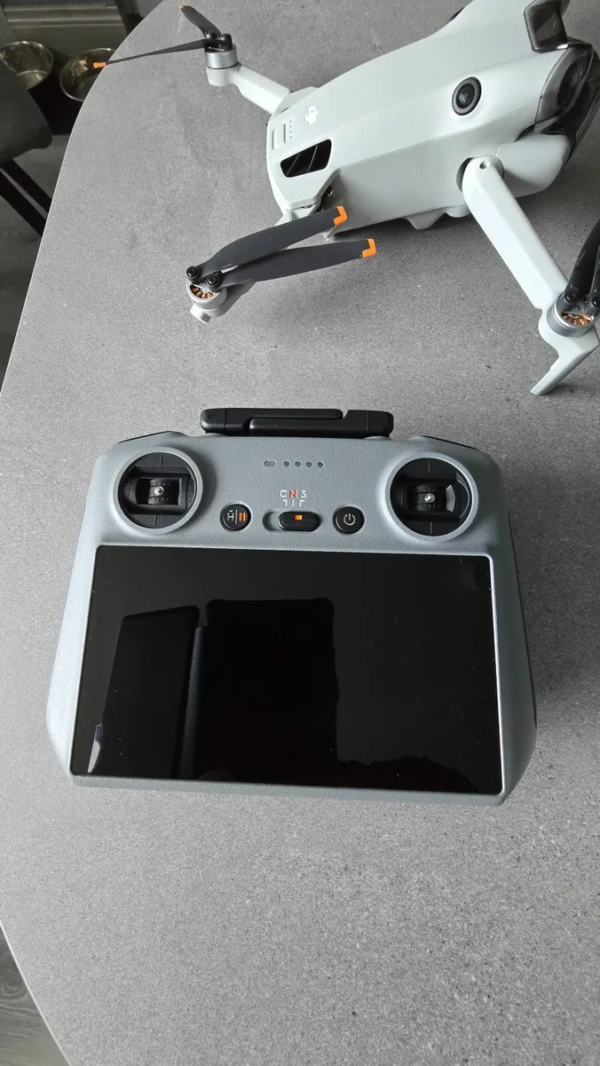 DJI Mini 4 Pro set - Image 1