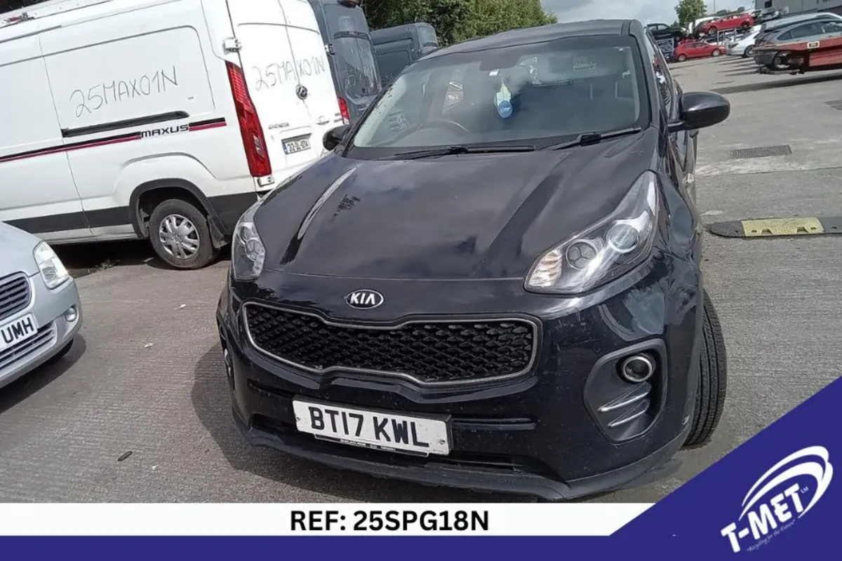 2017 KIA SPORTAGE BREAKING FOR PARTS - Image 2