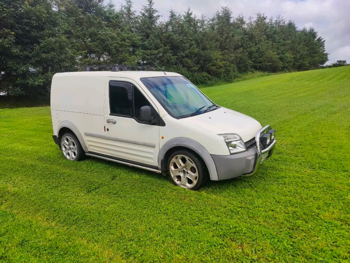 Ford Transit Connect - Image 4