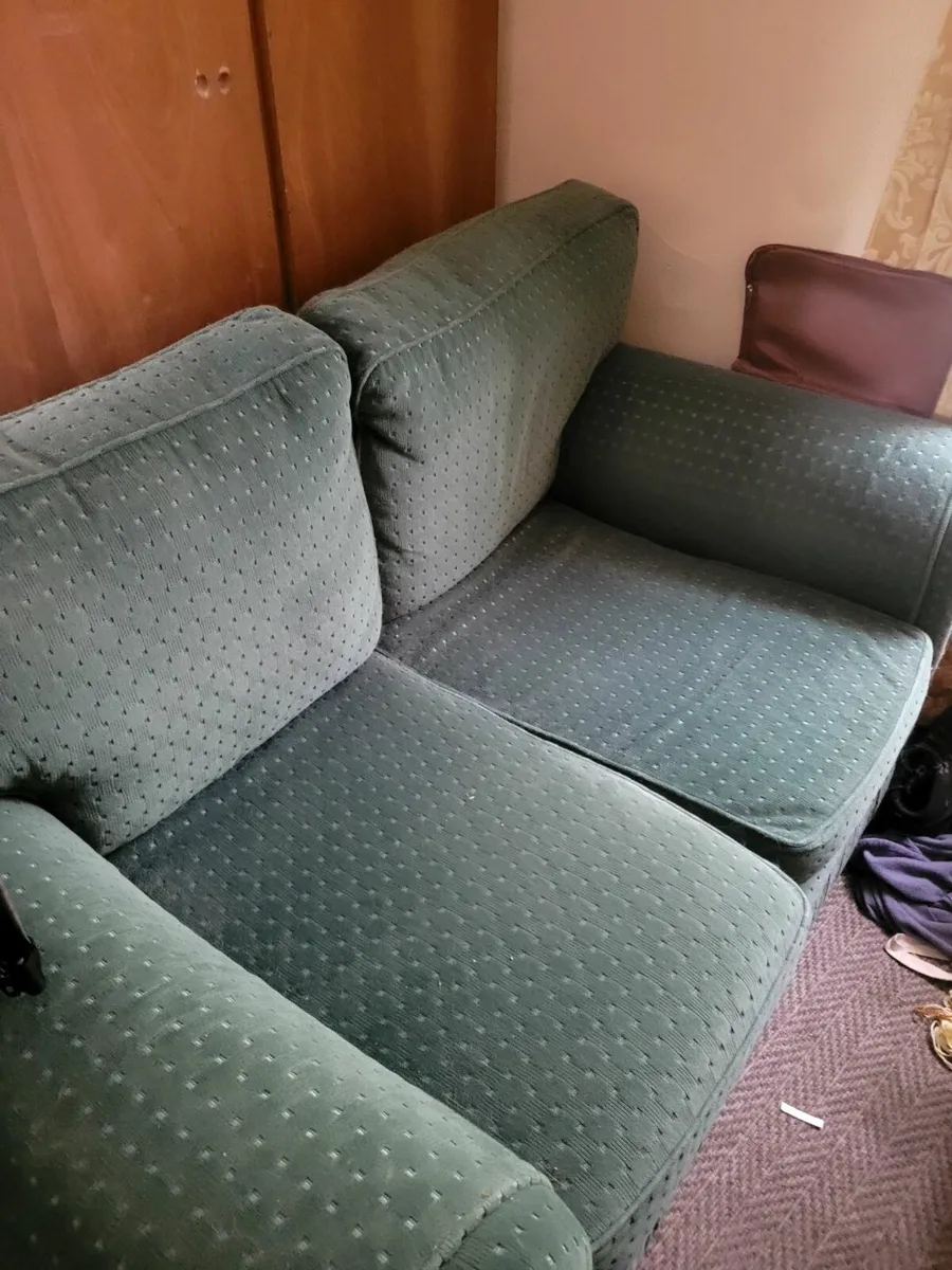 3 seater couch and 2 seater couch - Image 1