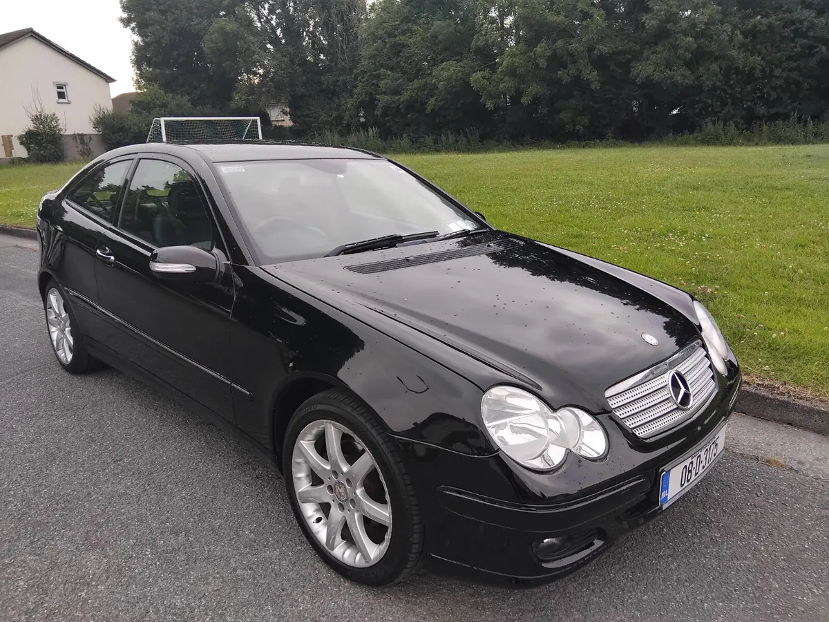 Mercedes-Benz C-Class 2008 - Image 1