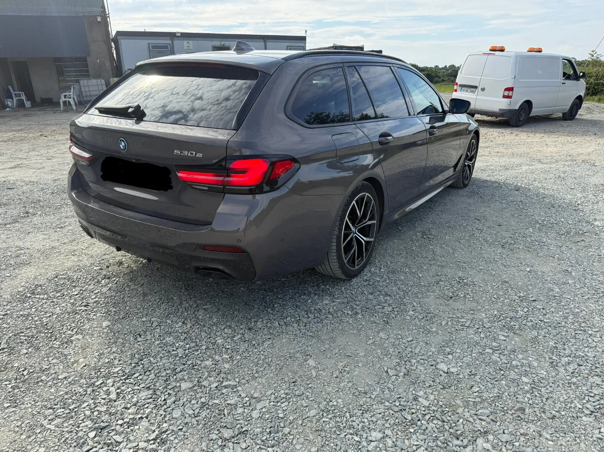 BMW 530e M-Sport Touring - Image 3