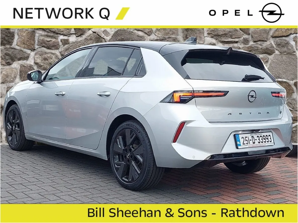 Opel Astra GS 54kwh EV 155PS - Image 4