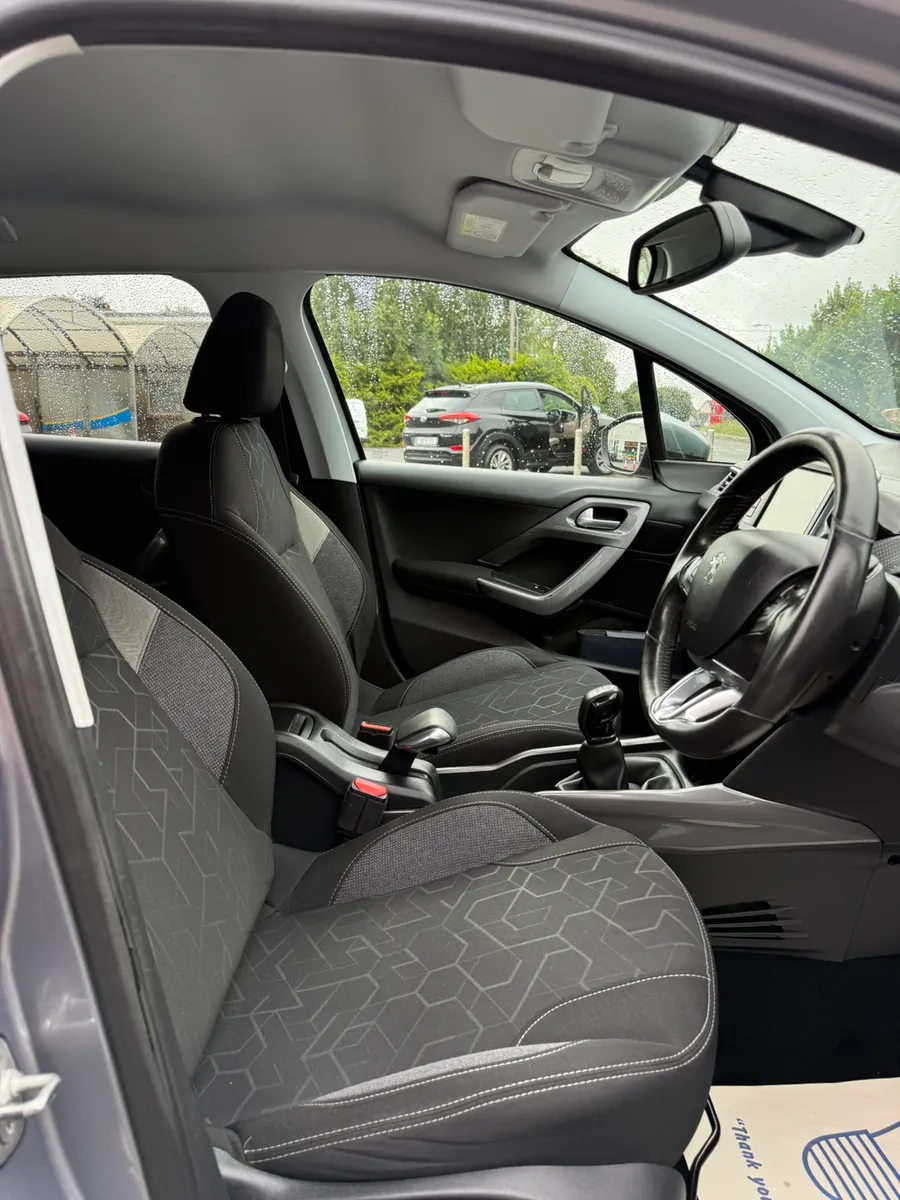 2017 Peugeot 2008 1.6 Diesel - Image 4