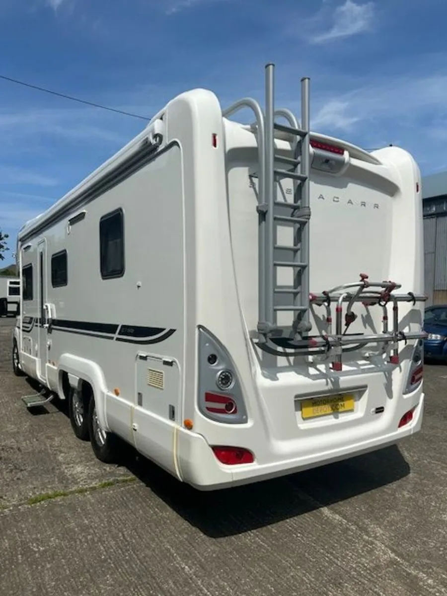 Bessacarr E769 - 2010 - 4 Berth - Island Bed - Image 2
