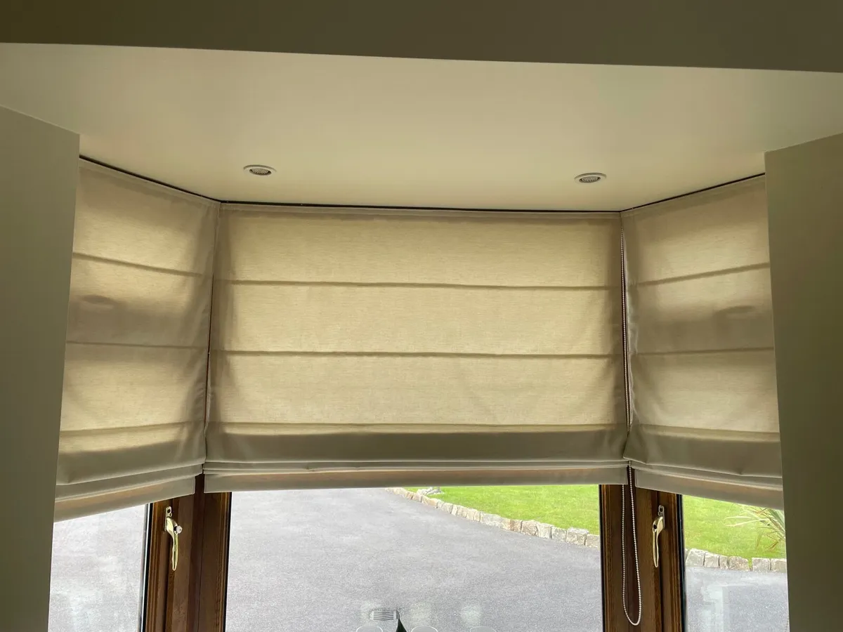 Roman & Roller Blinds - Image 4