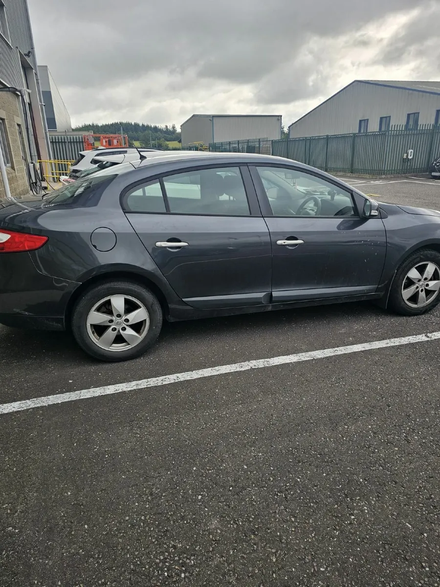 Renault Fluence 2013 - Image 3