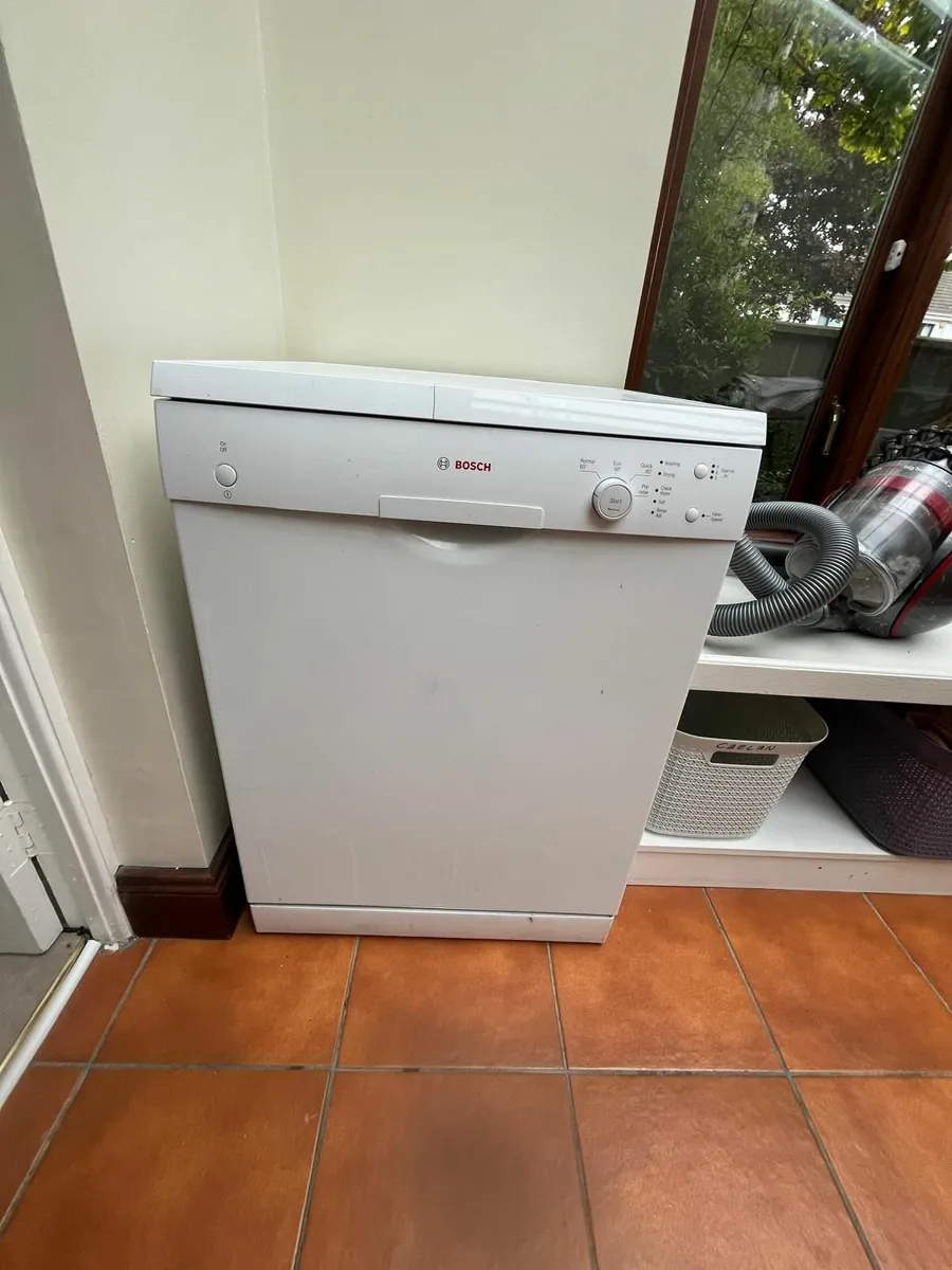 dishwasher - Bosch - Image 1