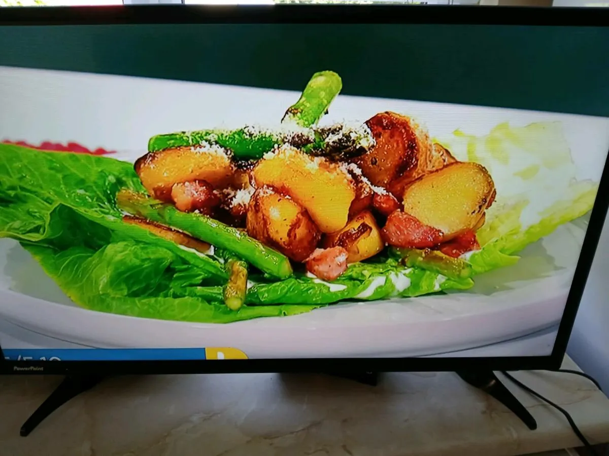 NEW 32 INCH SAORVIEW SATELLITE HDMI TV - Image 3