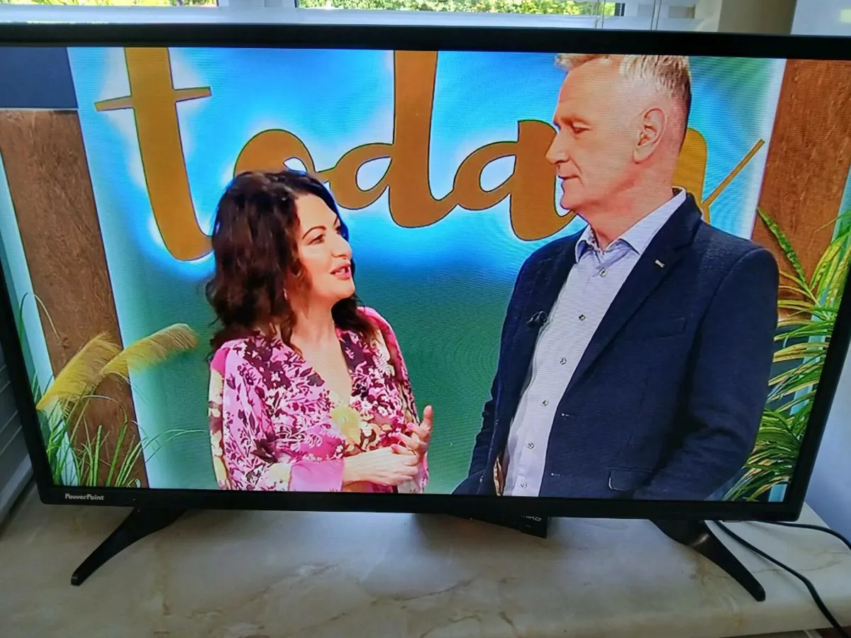 NEW 32 INCH SAORVIEW SATELLITE HDMI TV - Image 4
