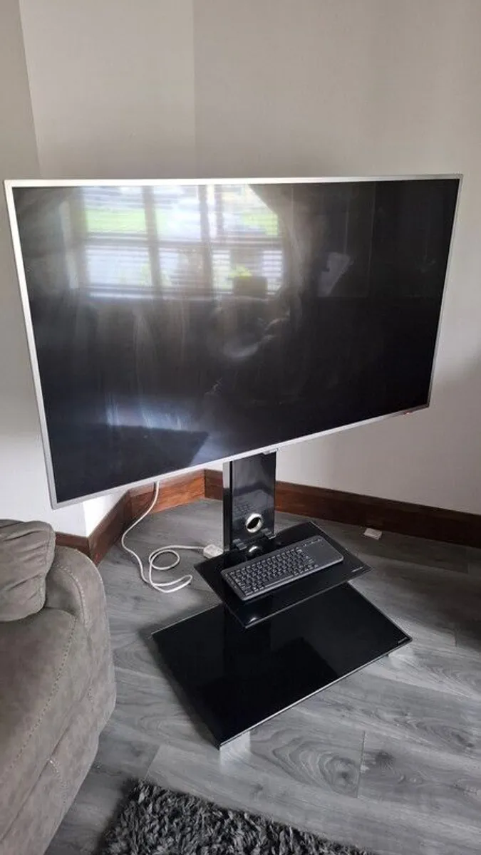 55 inch Philips Smart TV with Ambilight and Stand - Image 2