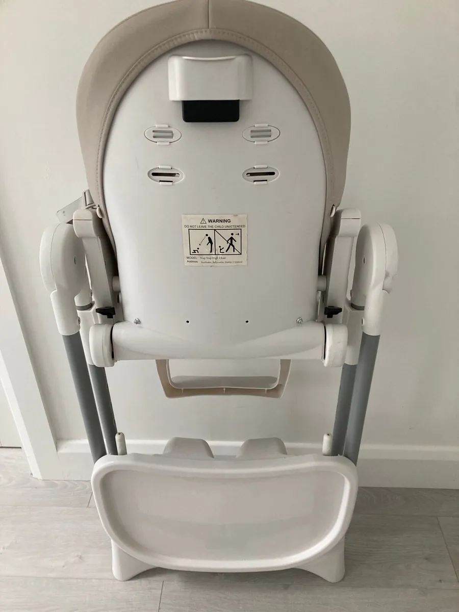 High chair - Image 3