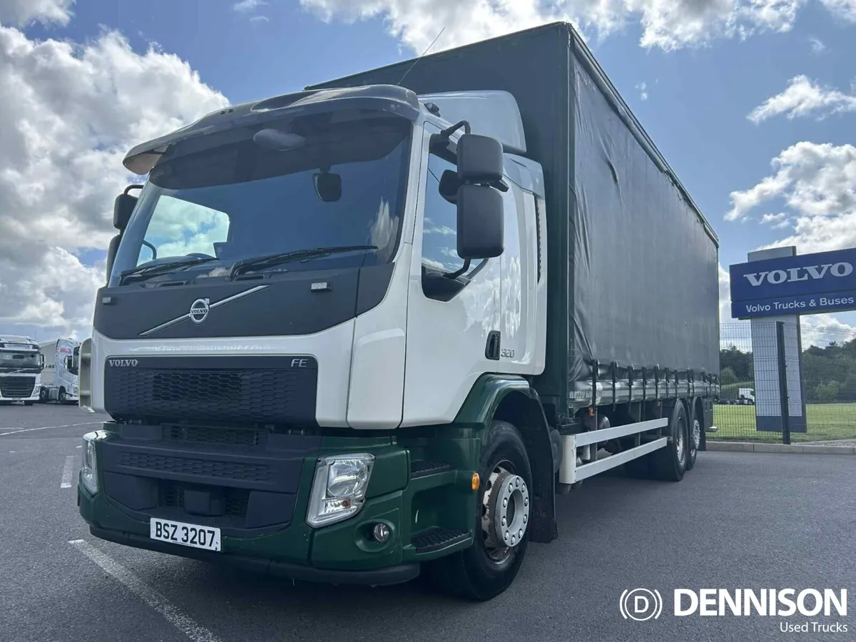 Volvo FE320 6x2 (2017) For Sale - Image 2