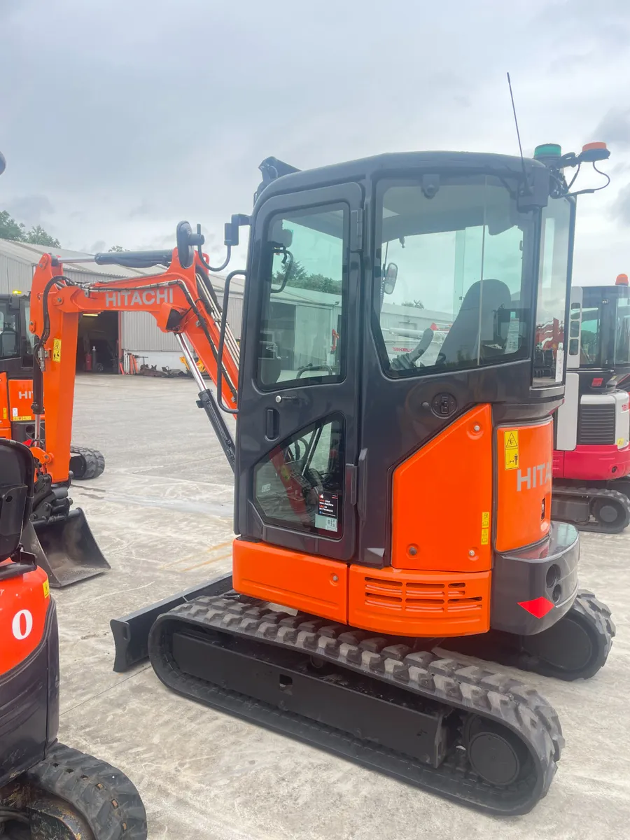 HITACHI ZX26-5 - Image 3