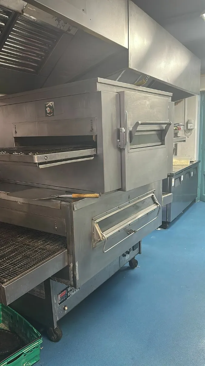 Takeaway food shop - Image 3