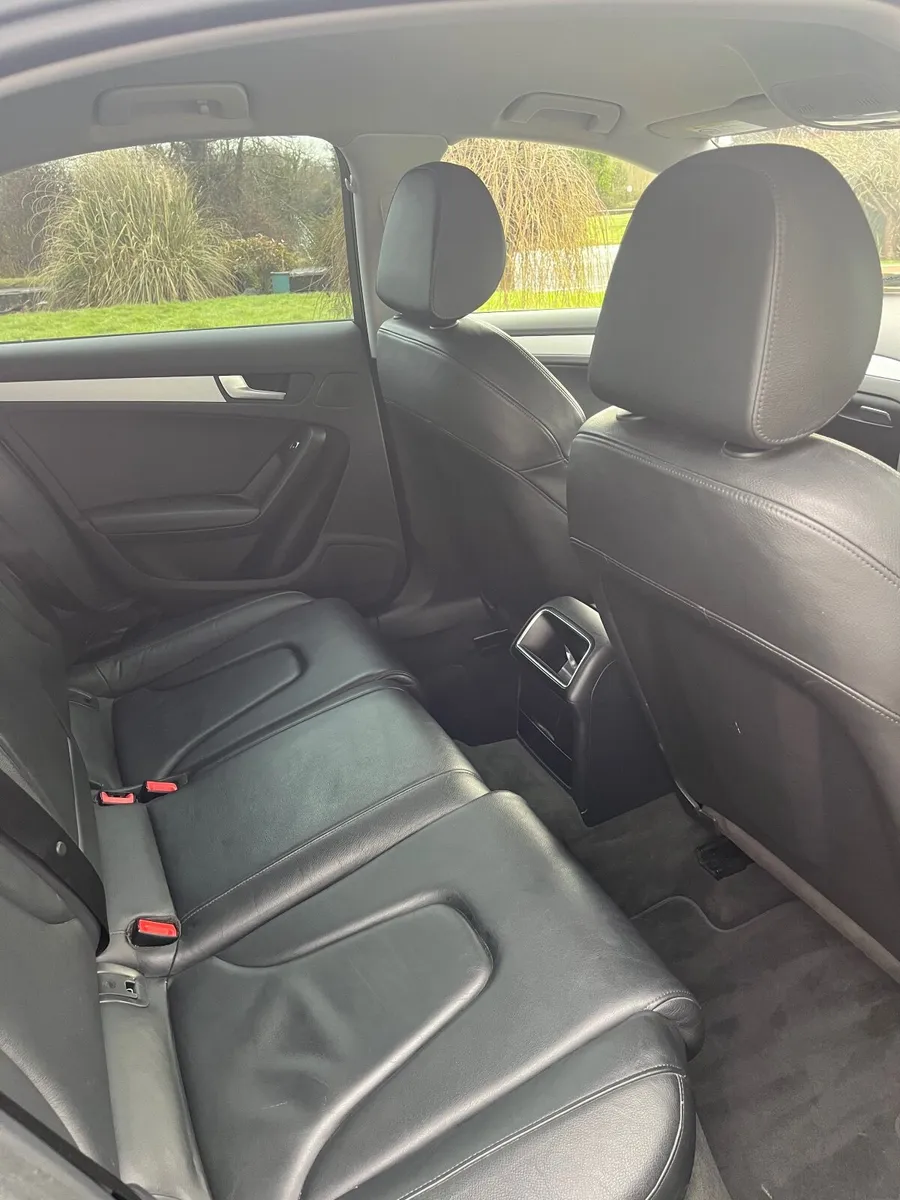 Audi A4 2015 - Image 4