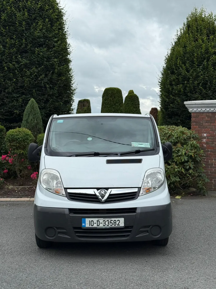 Vauxhall Vivaro 2010 - Image 2