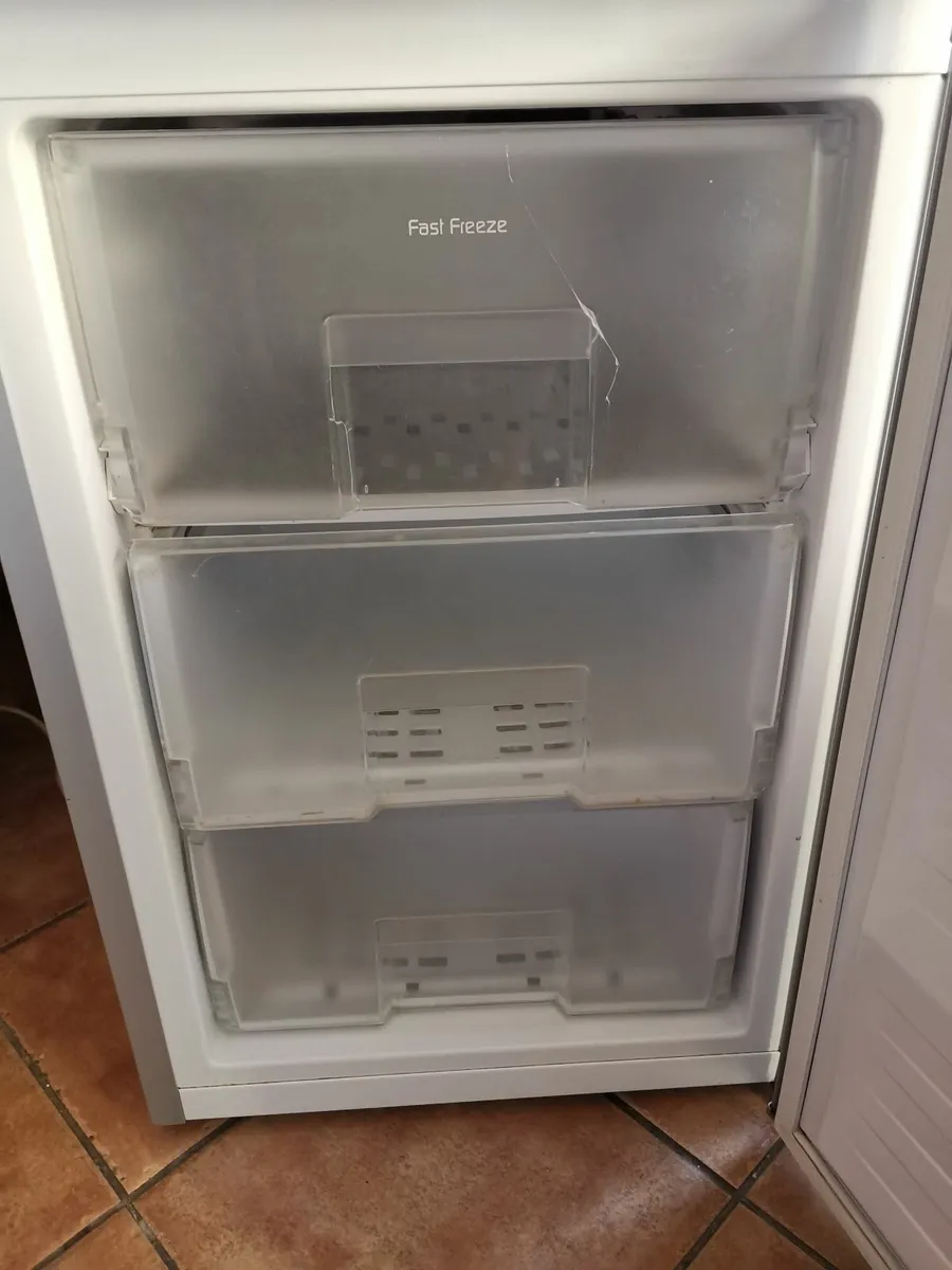 Beko undercounter freezer - Image 1