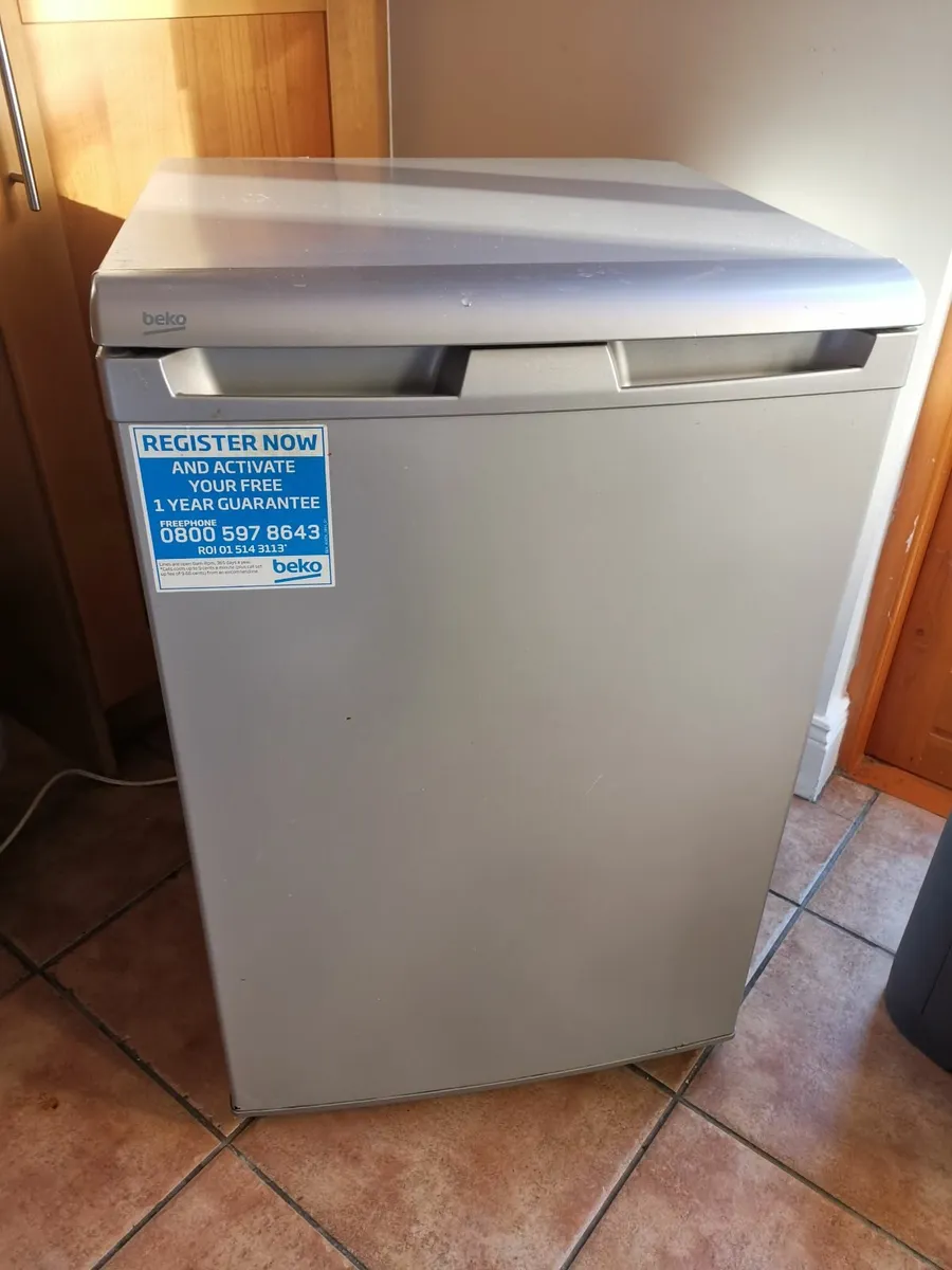 Beko undercounter freezer - Image 2