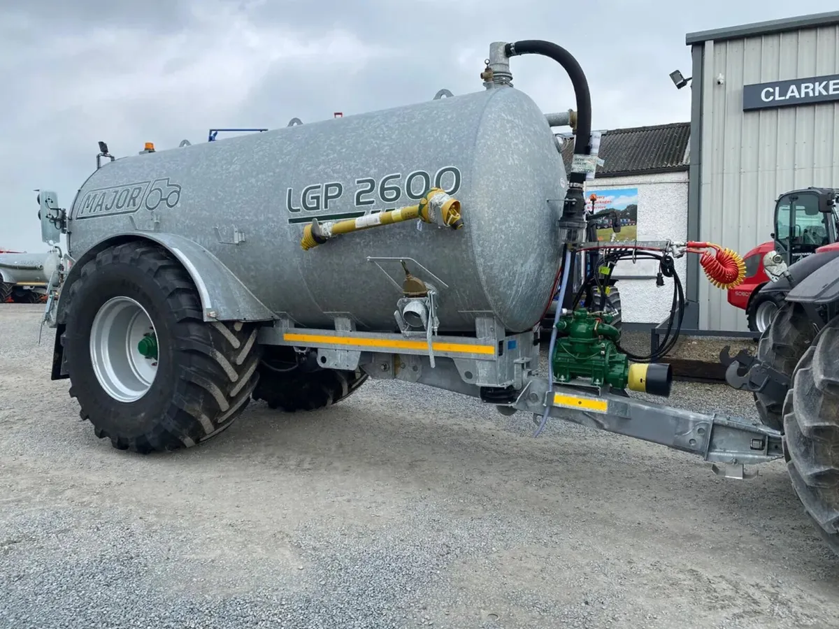 Major 2600 Gallon Tank 💥Ready to Go 💥 - Image 2