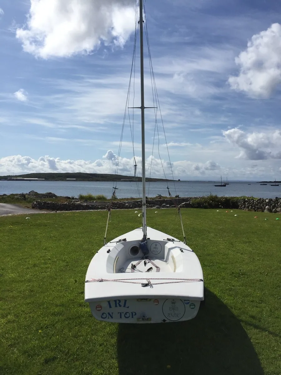 Laser II Sailing Dinghy (Sail No. 9958) - Image 3