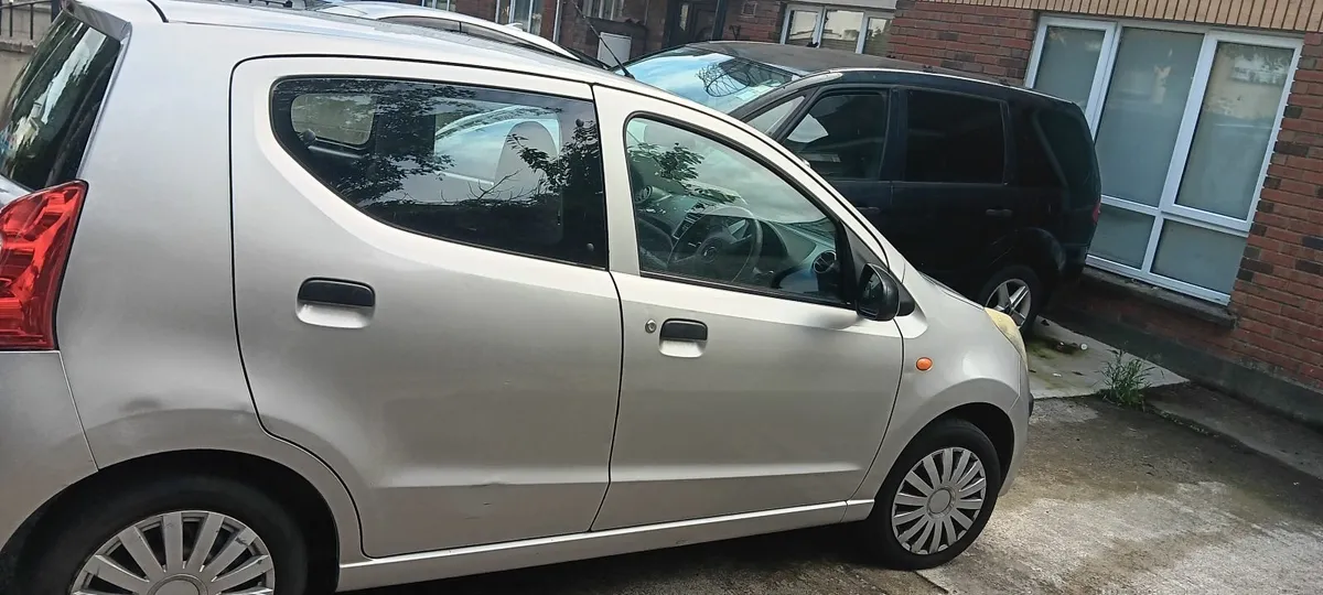 Nissan Pixo 2011 - Image 4