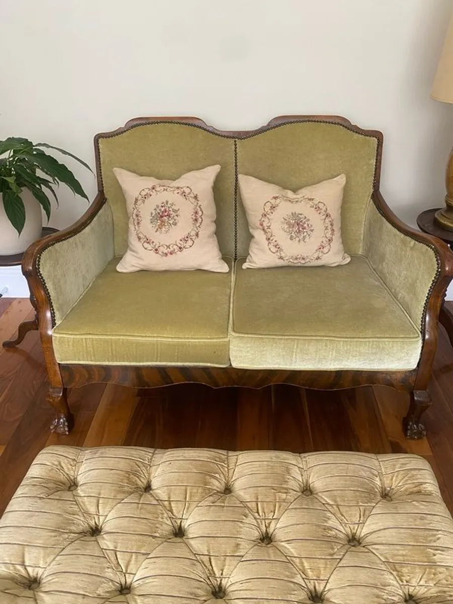 Antique 2 Seater - Image 1