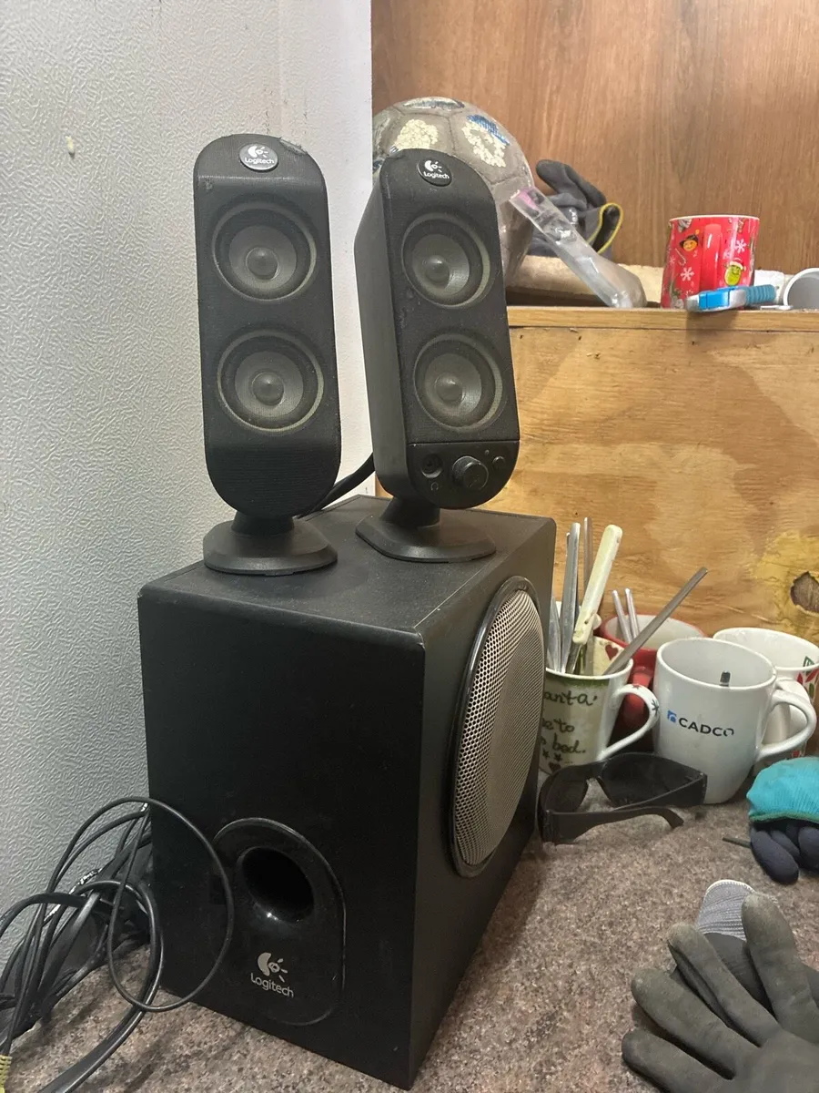 Logitech X-230 speaker system 2.1 - Image 1