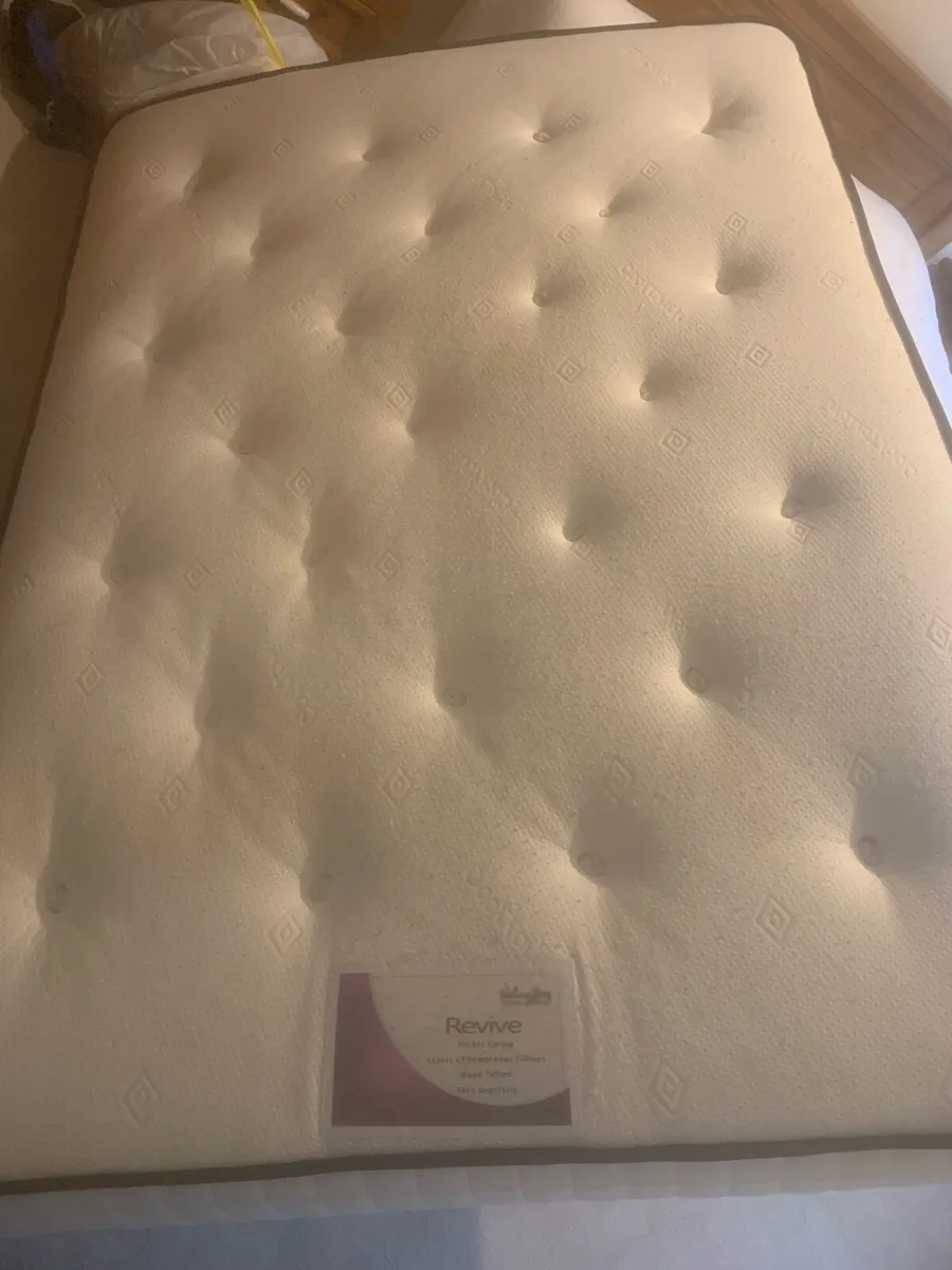 Matress double 4ft 6  Col touch - Image 3
