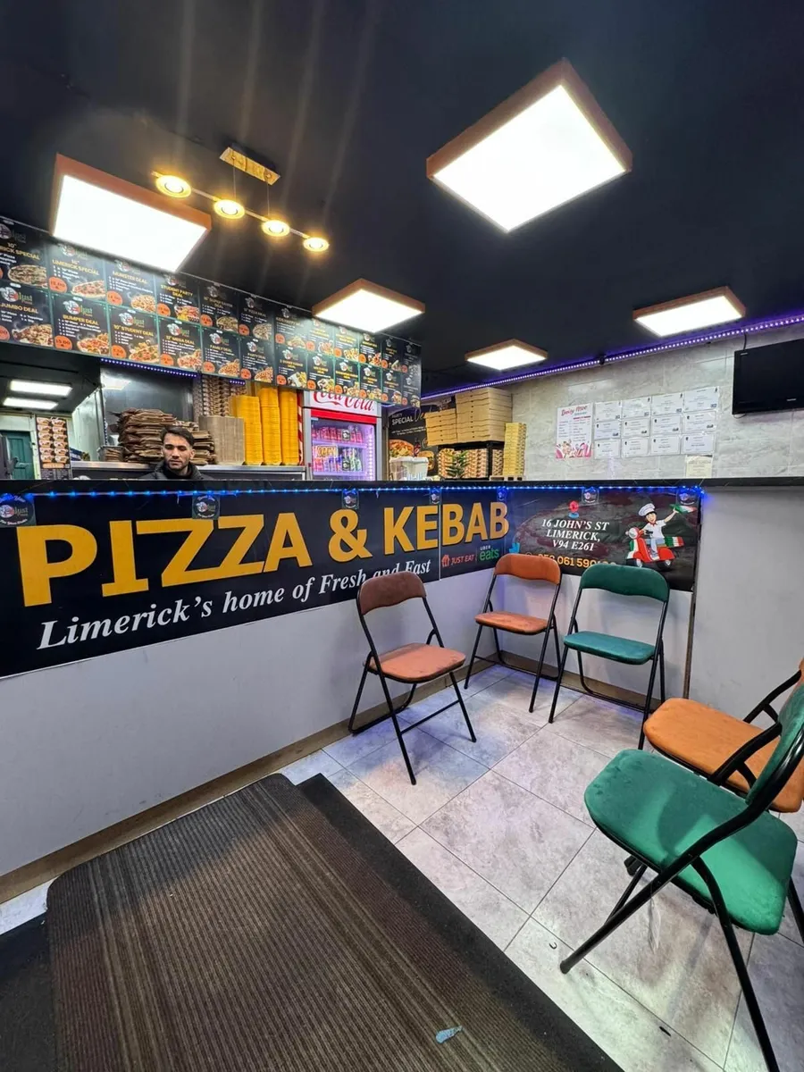 Takeaway food shop - Image 1
