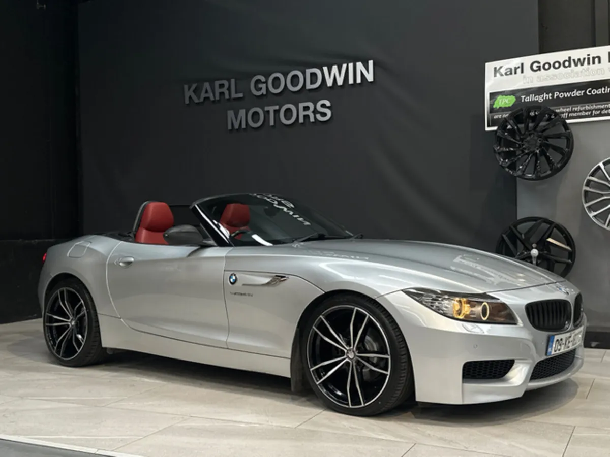 2.5L ROADSTER MANUAL - Image 4
