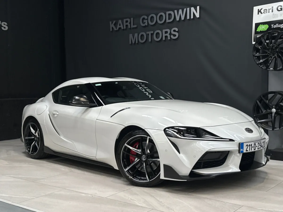3.0 GR PREMIUM COUPE - Image 1