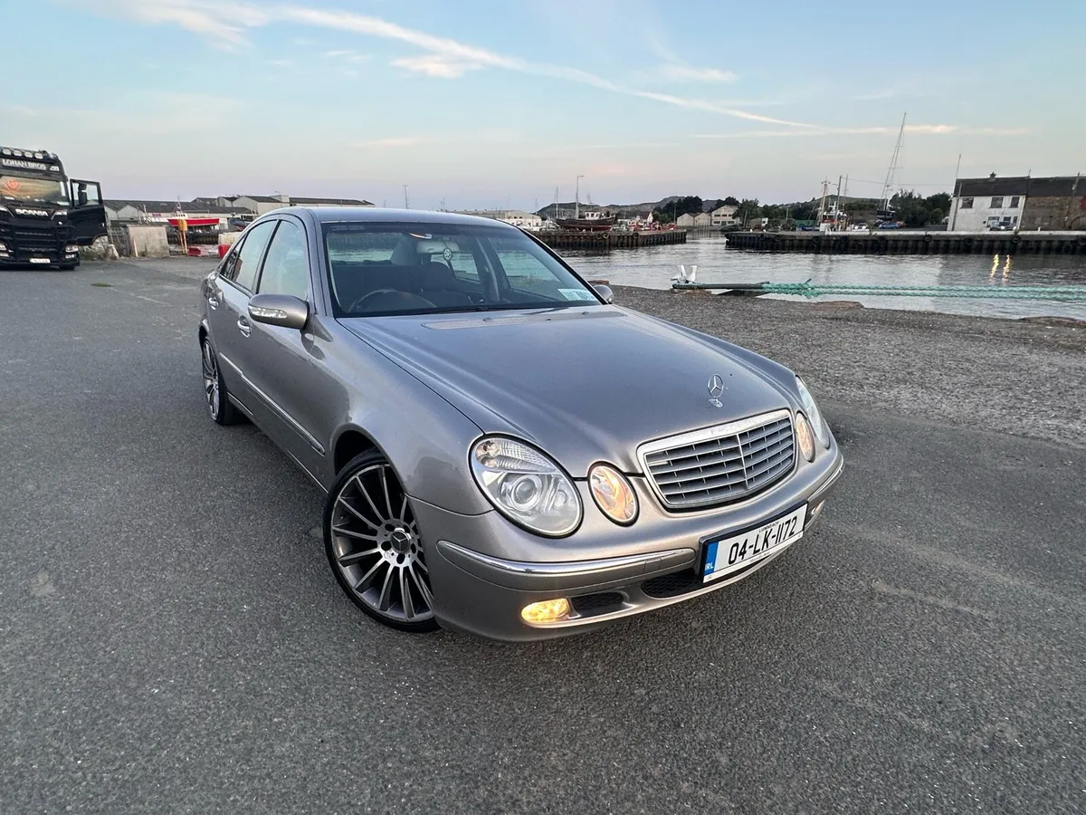 2004 Merc E200 AUTO NCT TAX - Image 2