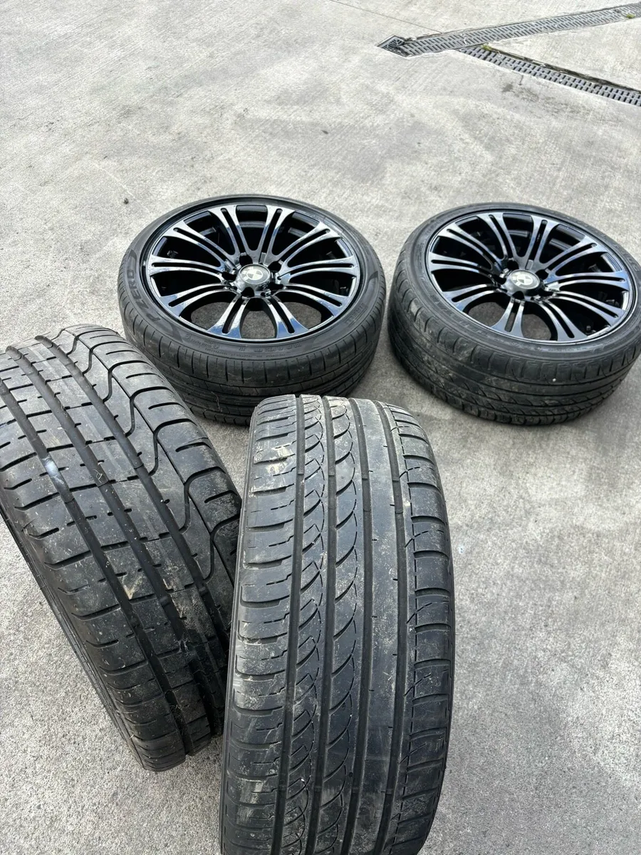 Bmw alloys 18 inch  5x120 - Image 3