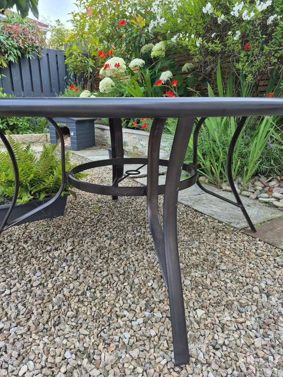 patio table - Image 2