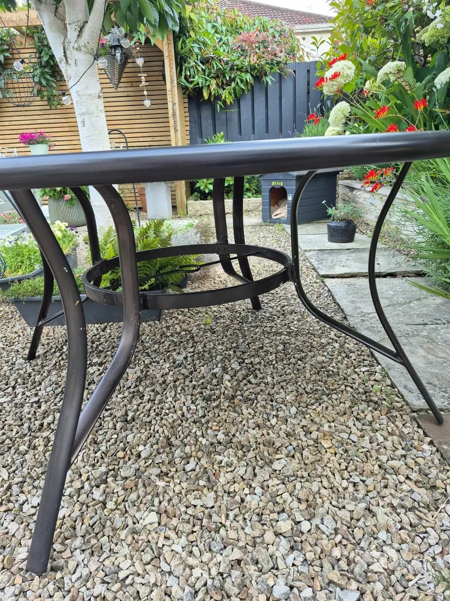 patio table - Image 4
