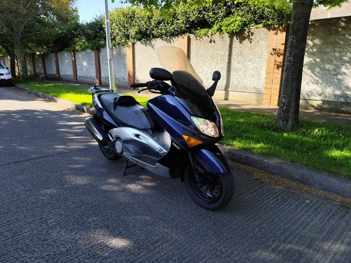 2004 yamaha tmax 500 - Image 1