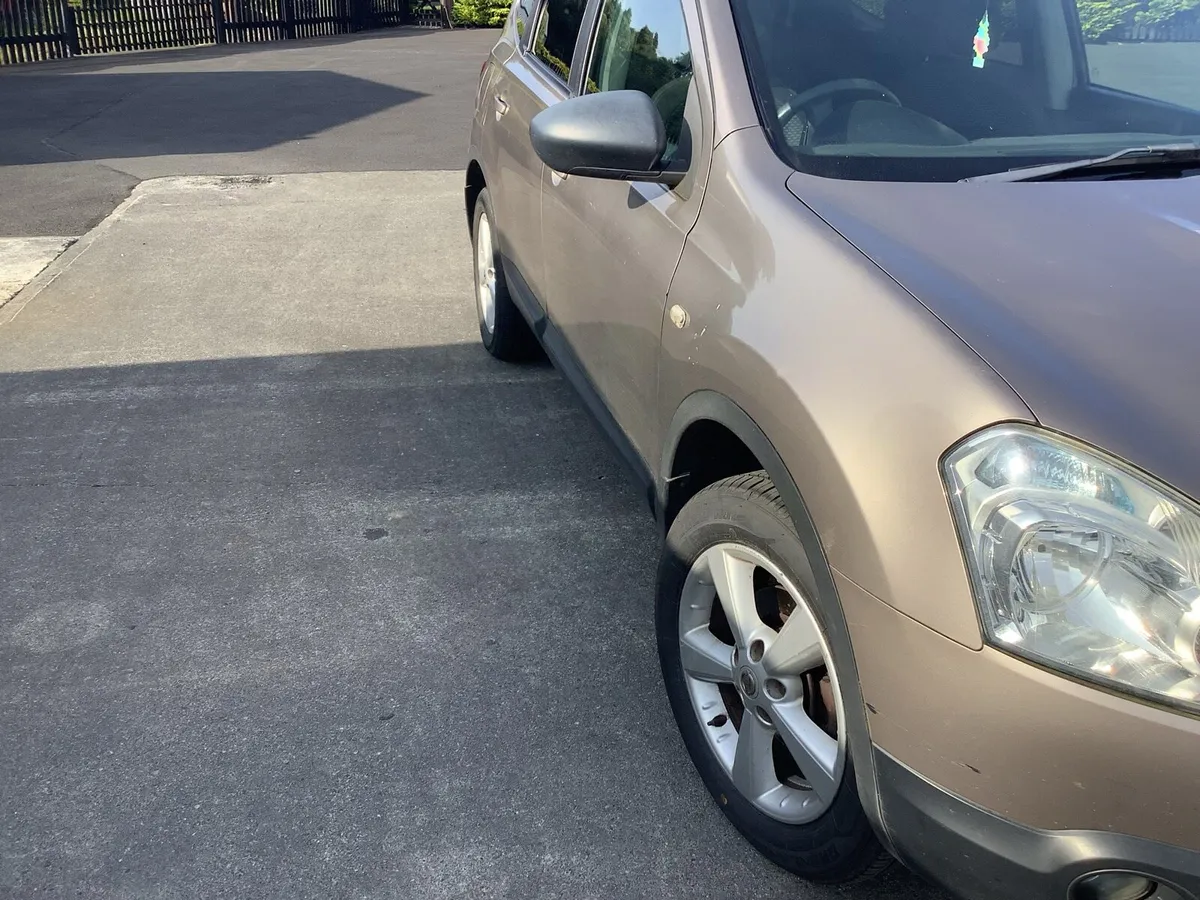 Car - Image 3