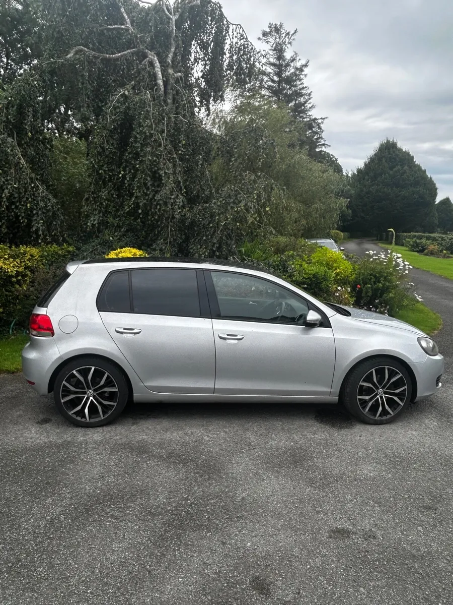 Volkswagen Golf 2011 - Image 4