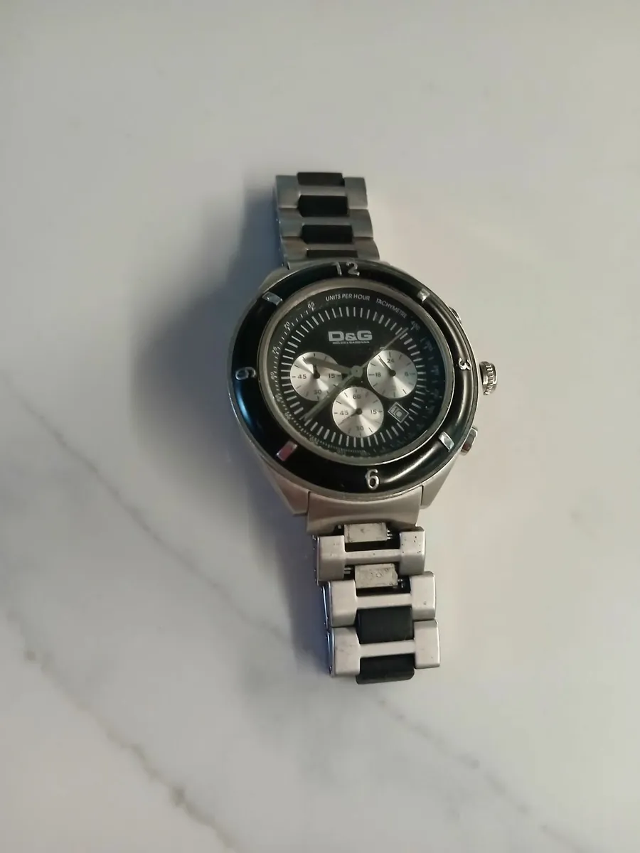 Mens watch