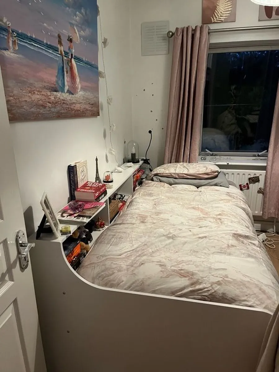 bed - Image 3