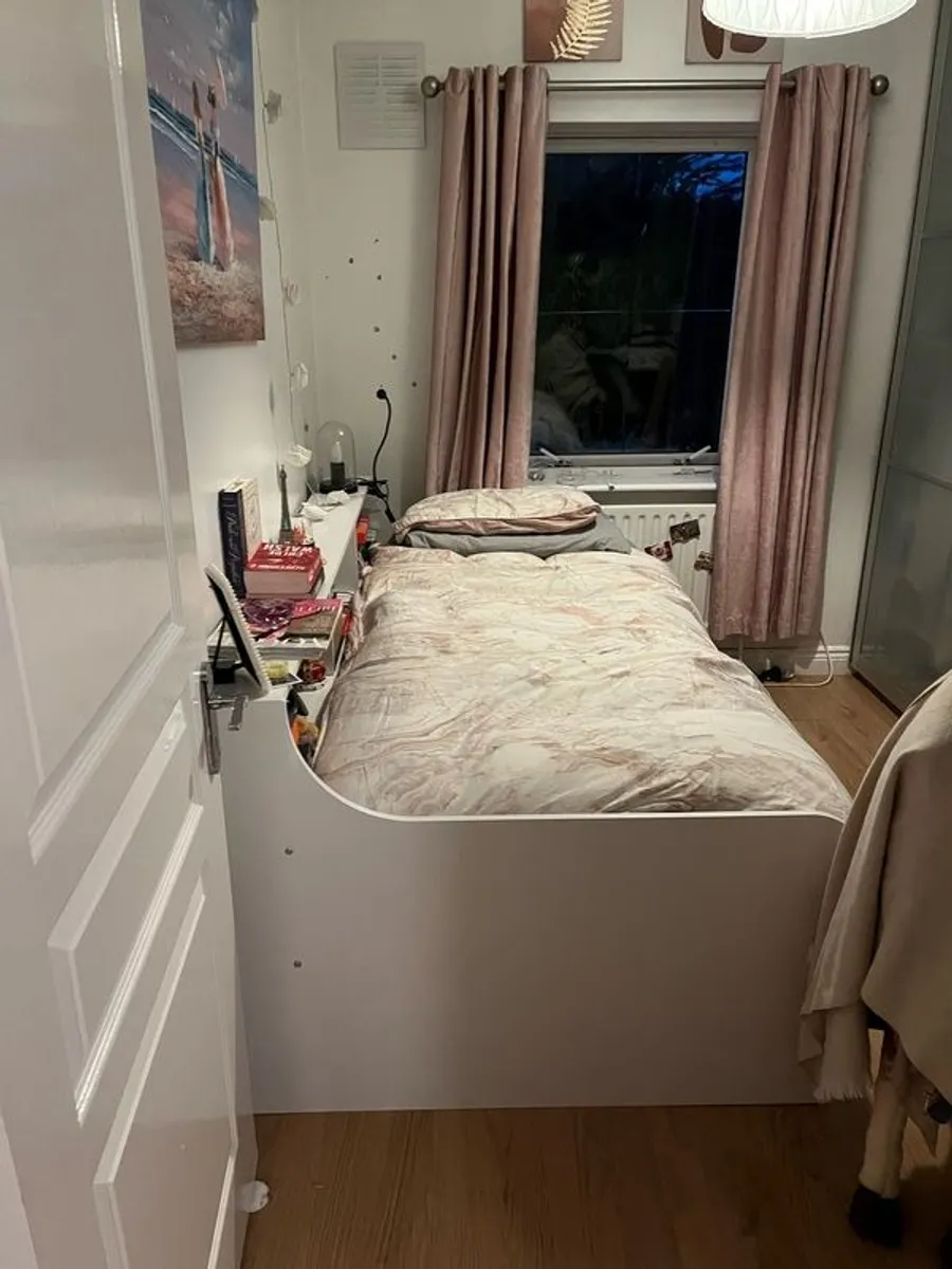 bed - Image 4