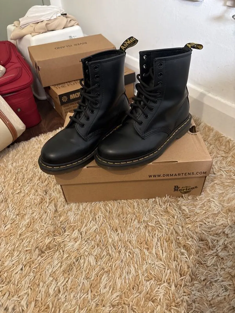 doc martens - Image 2