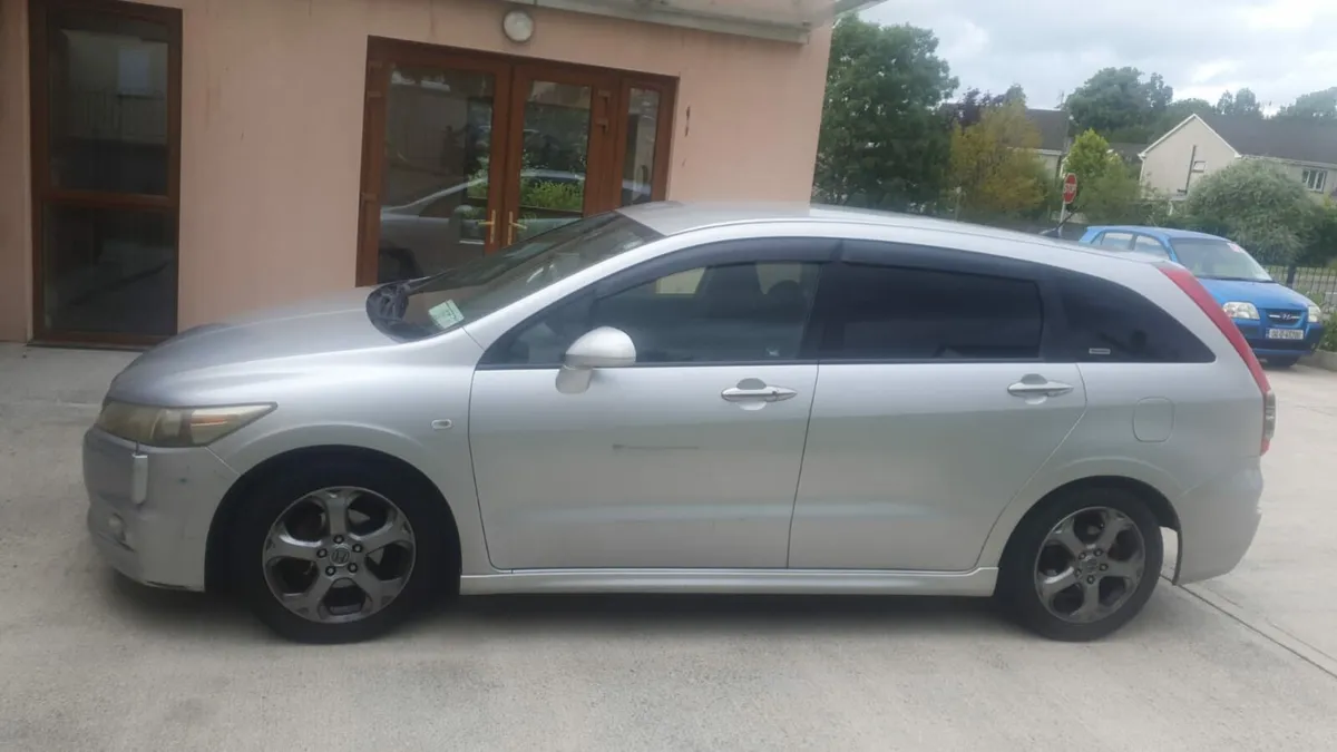 car for sale - Image 3