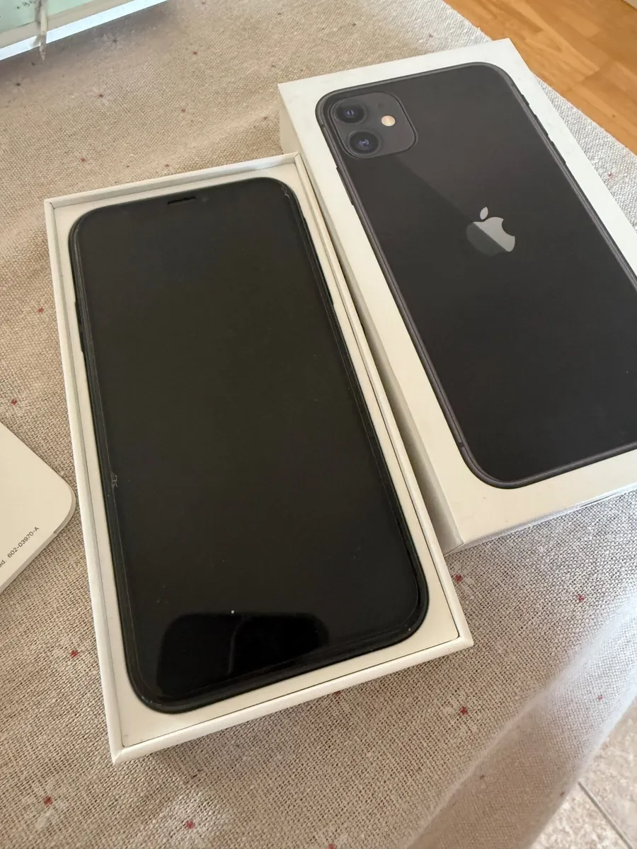 iPhone XR 64GB black - Image 1