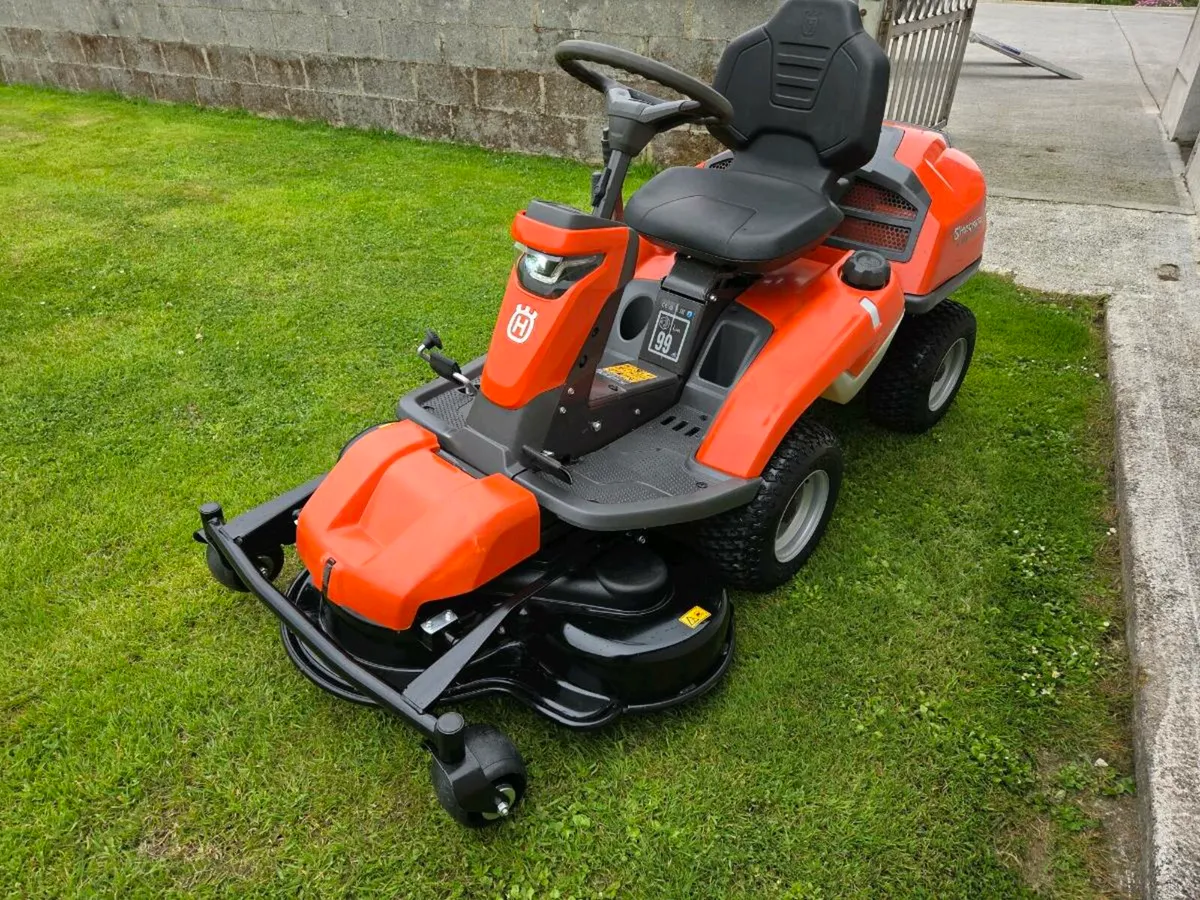 Husquvana 4 wheel drive husquvana lawnmower for sa - Image 2