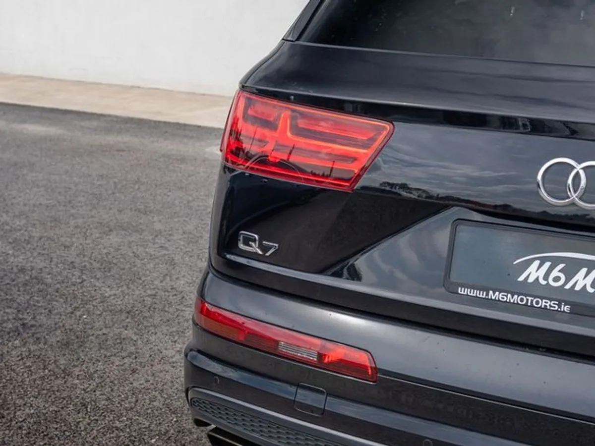 Audi Q7 TDI Quattro S Line  black Ed Styl - Image 3