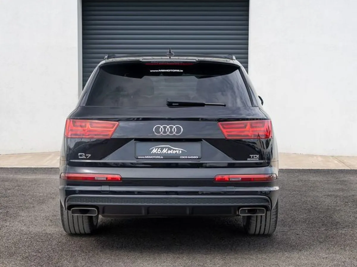 Audi Q7 TDI Quattro S Line  black Ed Styl - Image 4