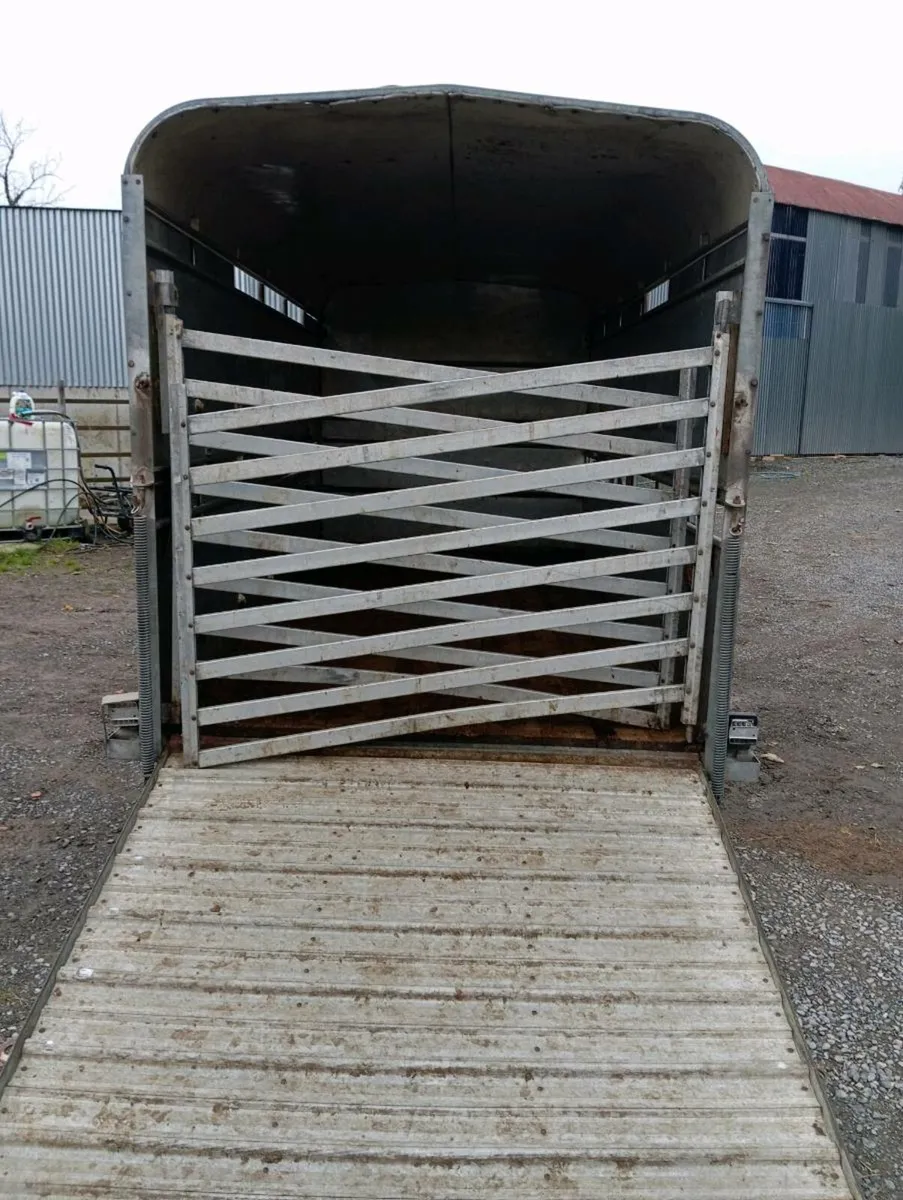 Livestock trailer - Image 3
