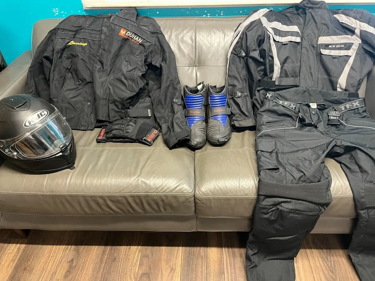 Motor bike suit